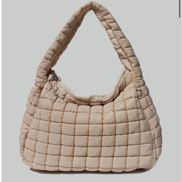 Street Level Cleo Ivory large quilted nylon puffer tote bag NWT & dust bag - Picture 1 of 10